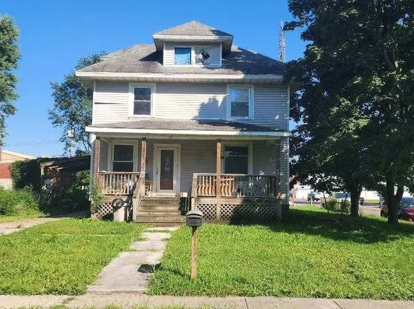 310 N Dean St, Bushnell, IL 61422