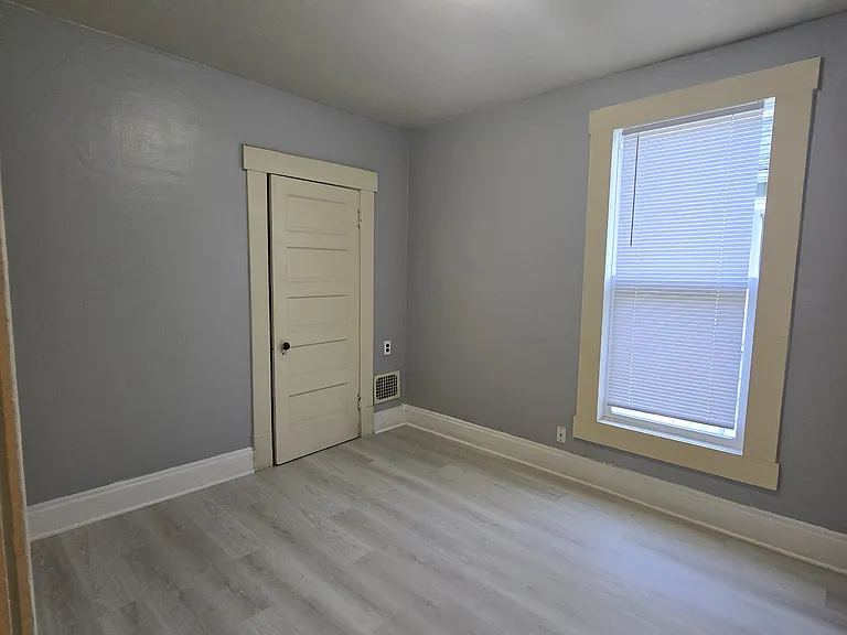 2206 N 4th St — Photo 14