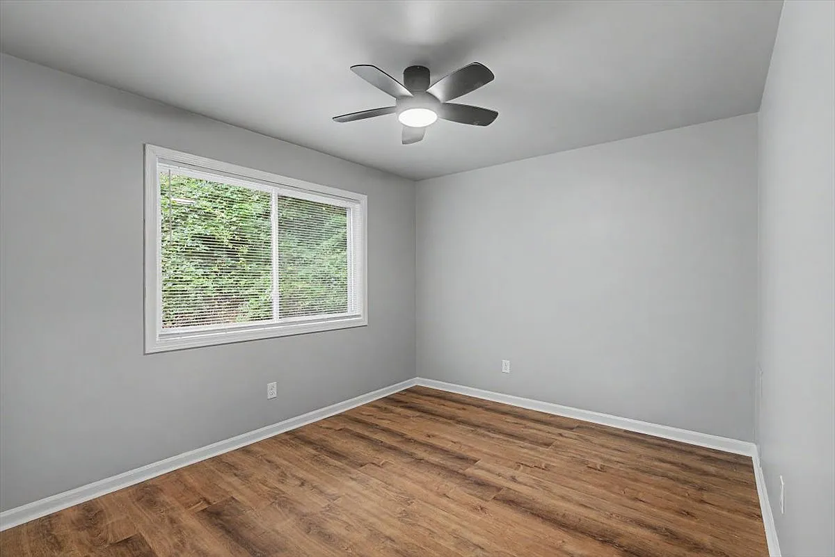 2430 Coosawattee Drive Northeast - B — Photo 4