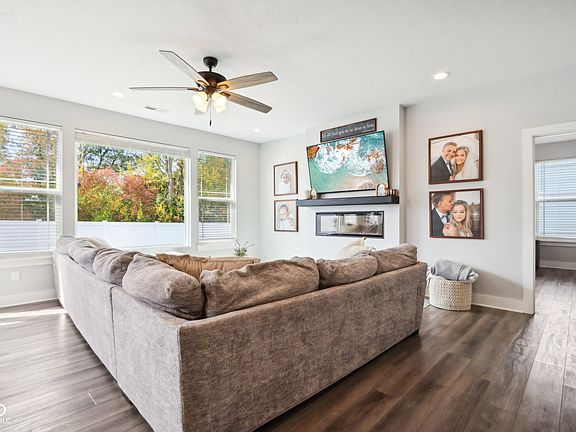 5th image of 1404 Lexington Trl
