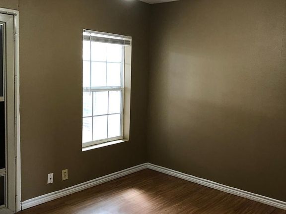 2nd image of 258 Sussex Ave #4