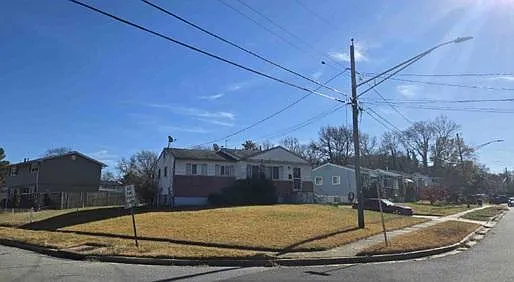 3500 Edwards St photo 1