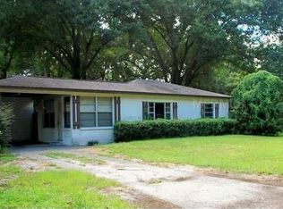 1111 N Warnell St, Plant City, FL 33563