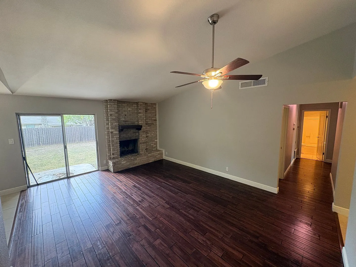 Great home in Anderson Mill! — Photo 3