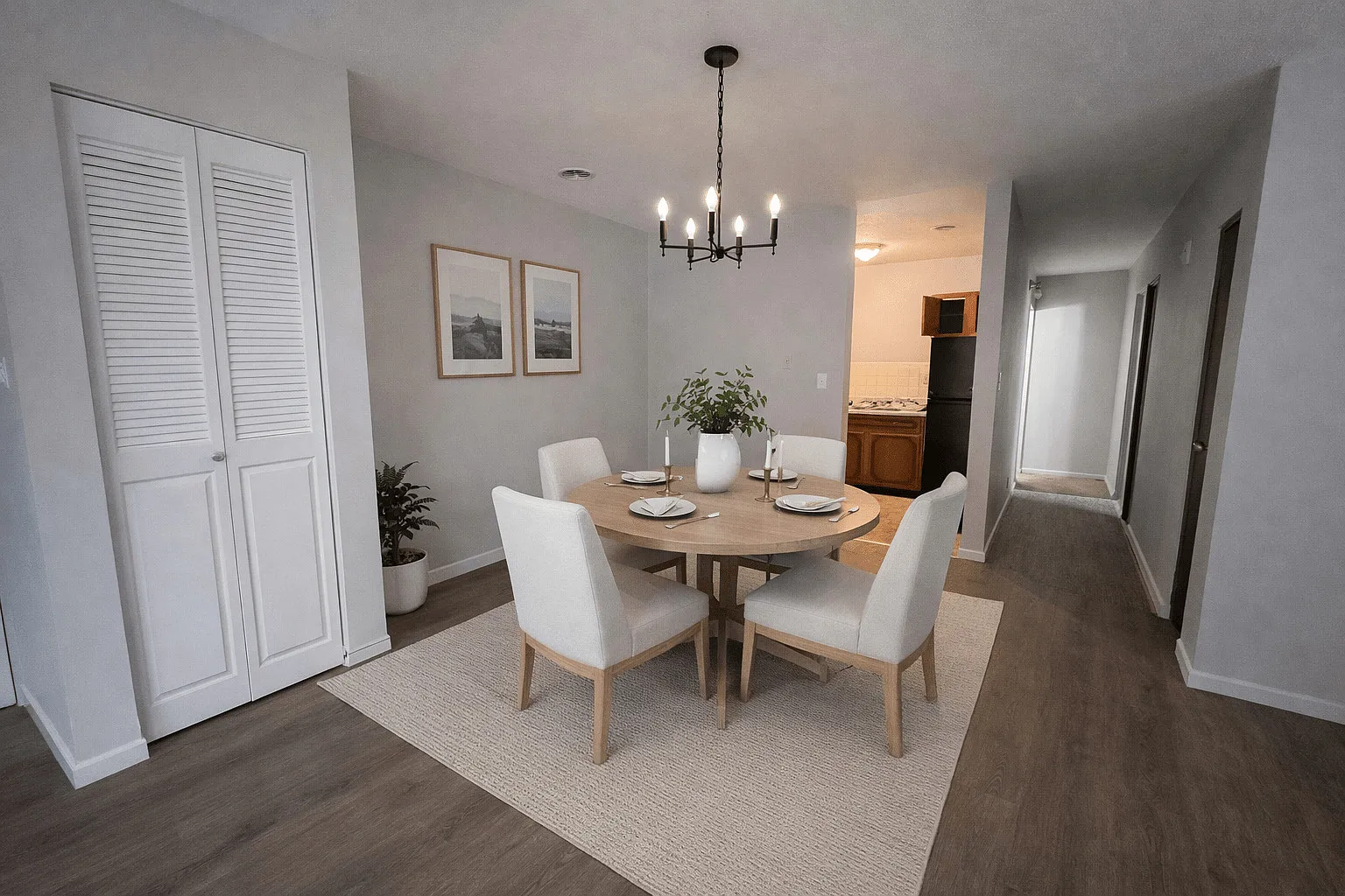 Hillcrest Apartments — Photo 3