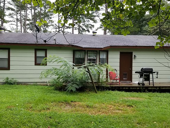 2nd image of 138 Settlers Ln