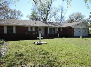 1907 W Main St, Durant, OK 74701