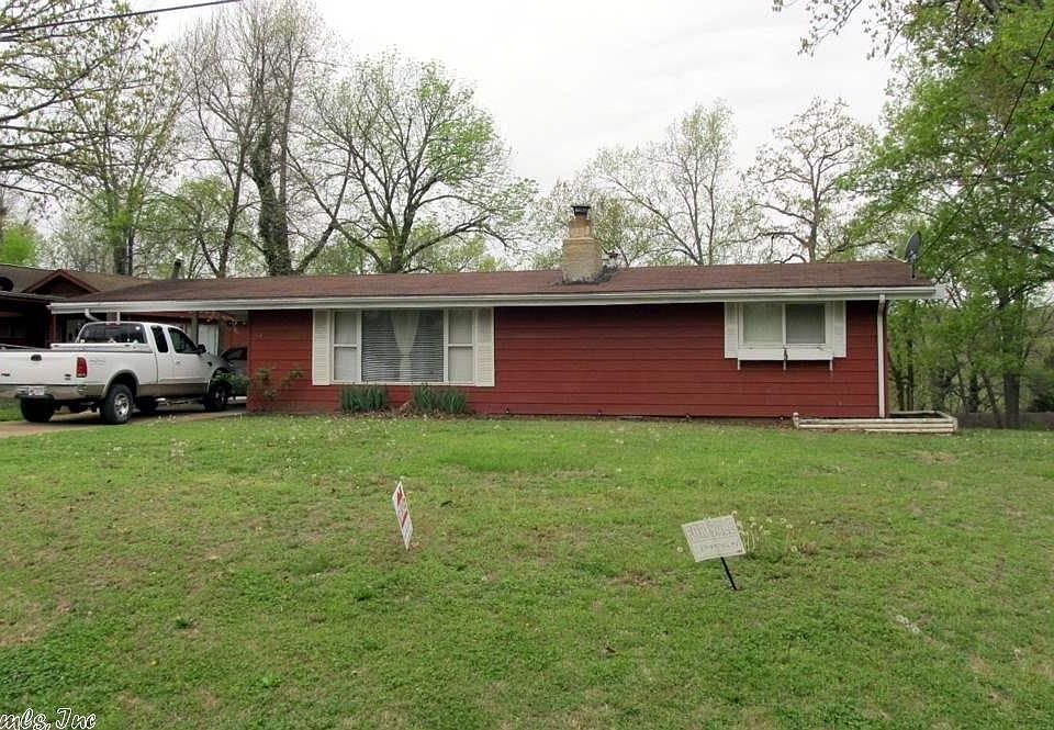 1st image of 14 Skyline Dr