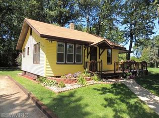 1450 Downing Ave, Benton Harbor, MI 49022