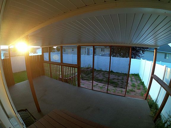 3rd image of 4099 Bracken Way
