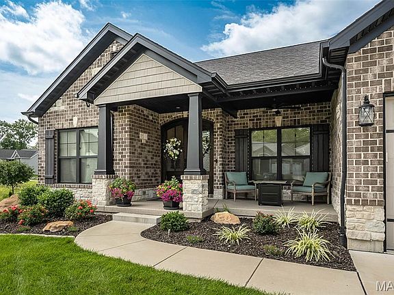 2nd image of 6951 Meadow Haven Ln