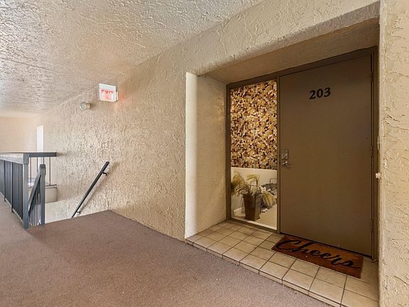 5th image of 9450 Meadowood Drive #203
