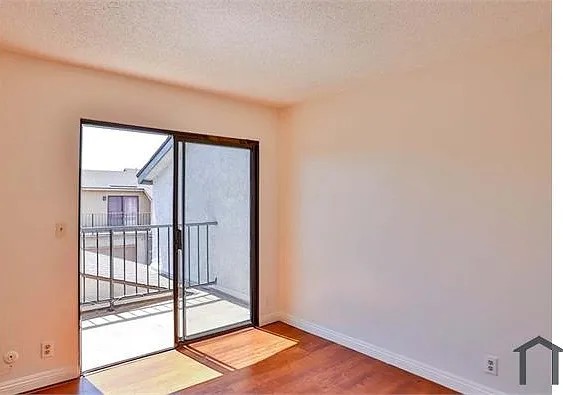 810 Elmwood Dr — Photo 17