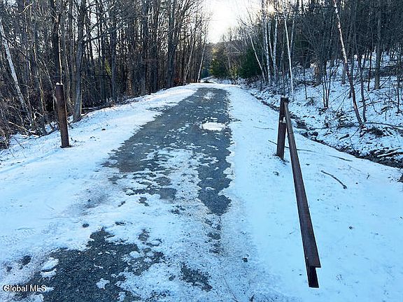 2nd image of L29 Mountain Crest Road