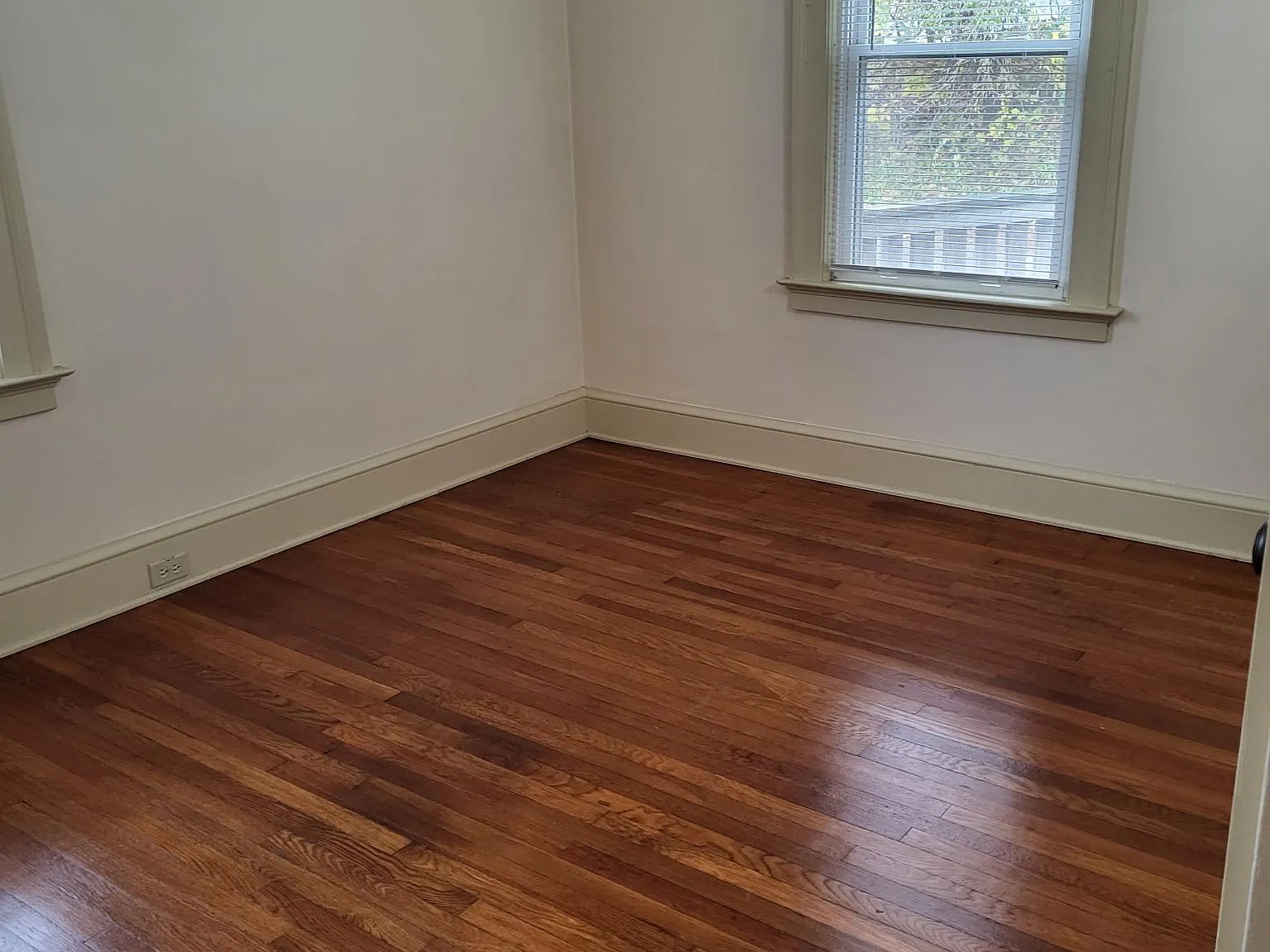 2 bed, 1225 sqft, $1,800 — Photo 4