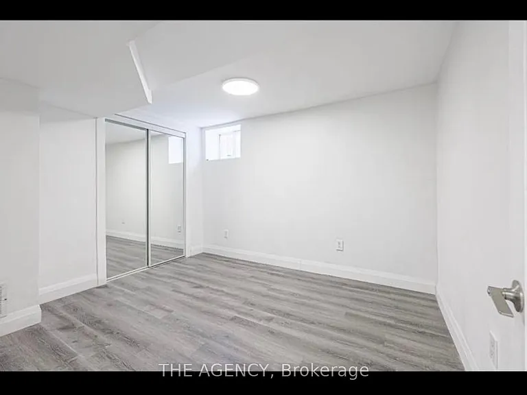 66 Hogarth St #BASEMENT — Photo 5