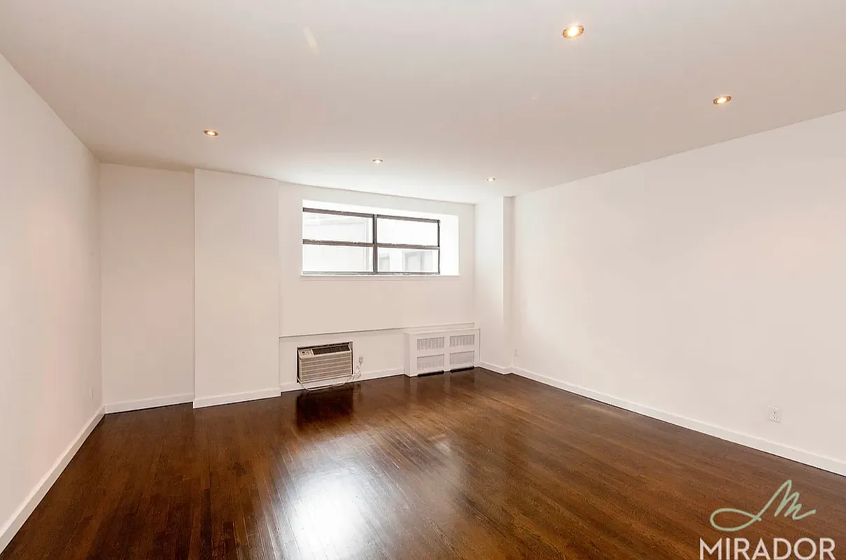 27 West 16th Street 2C