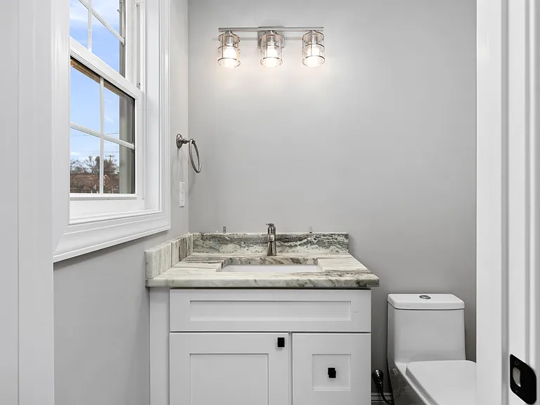 400 Cedar Ave #400 — Photo 14