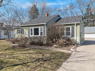 207 Colonial Ave, Portage, MI 49002