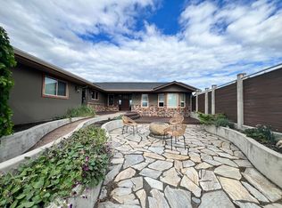 2547 Hillsborough Pl, West Kelowna, BC V1Z3G1