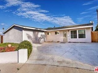 1700 Elsinore Cir, Oxnard, CA 93035