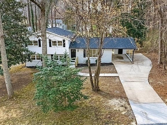 4th image of this home