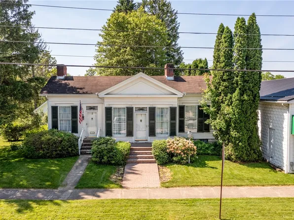 403 Liberty St, Jamestown, PA 16134