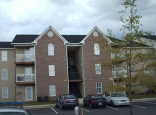 1014 Windward Cv APT 302, Fayetteville, NC 28314
