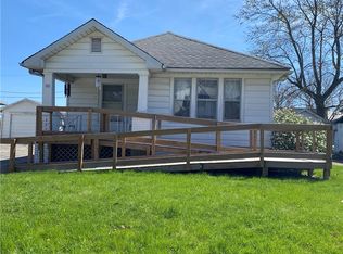 841 John St, Danville, IL 61832