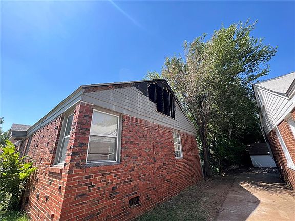 4th image of 2309 Hardin Dr
