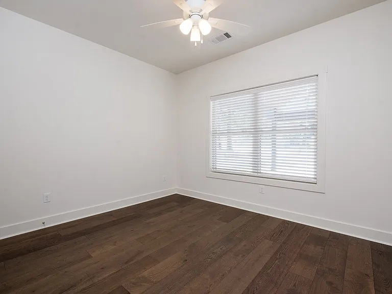 106 Pearl Ave — Photo 20