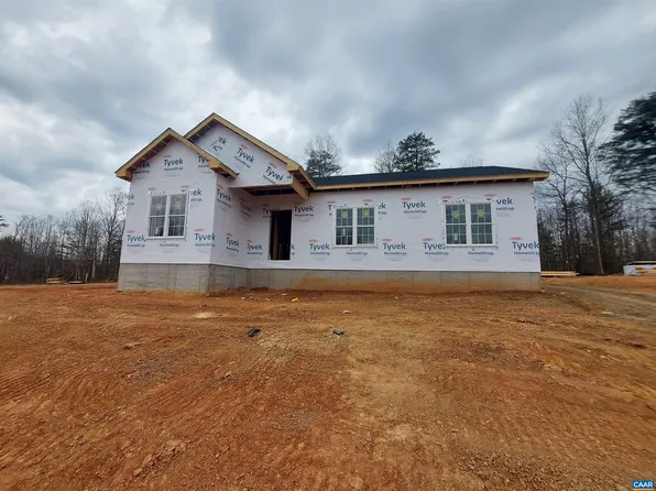 256 Barrington Dr, Stanardsville, VA 22973