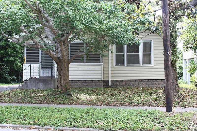 1st image of 402 S Forest Ave