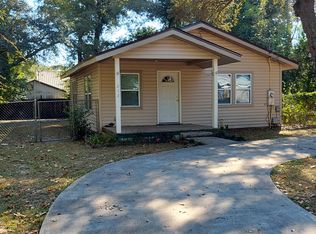 212 3rd St, Niceville, FL 32578