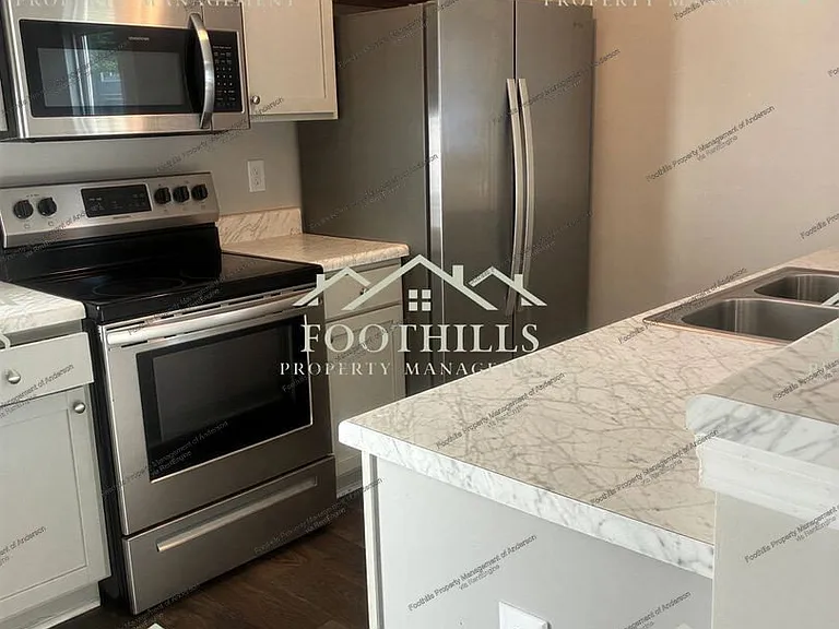 104 David St #B — Photo 4
