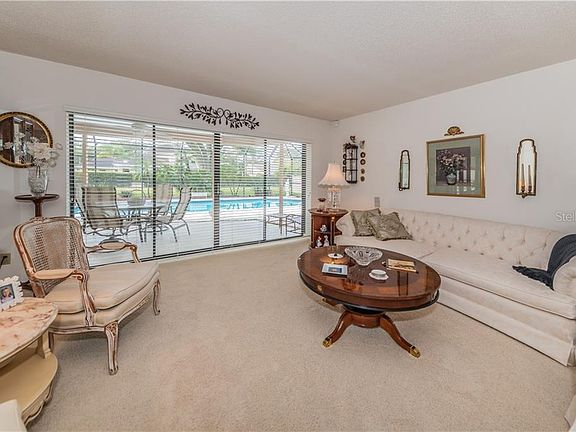 5th image of 5022 Chattam Ln