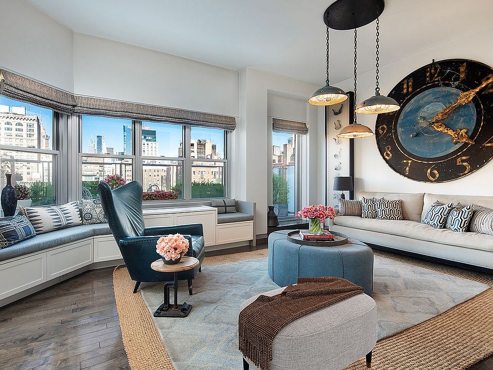 1st image of 20 E 9th St #14TU