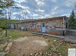250 Austin Dr, Martinsville, VA 24112