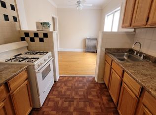 4931 N Whipple St APT 1E, Chicago, IL 60625