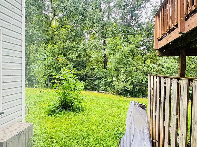 8268 Linblake Ct — Photo 19