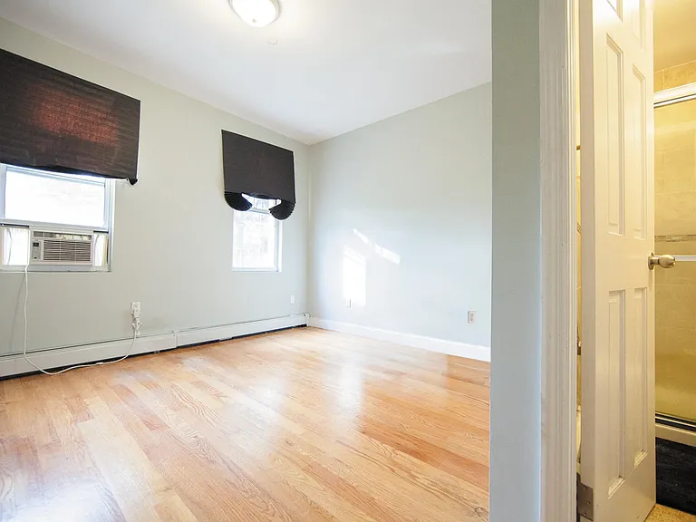 211 Himrod St #2R — Photo 5