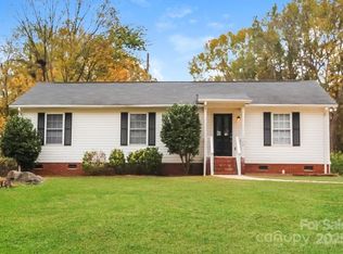 106 8th St, York, SC 29745