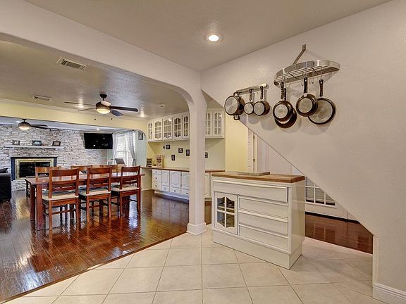 5th image of 8519 Parkfield Dr