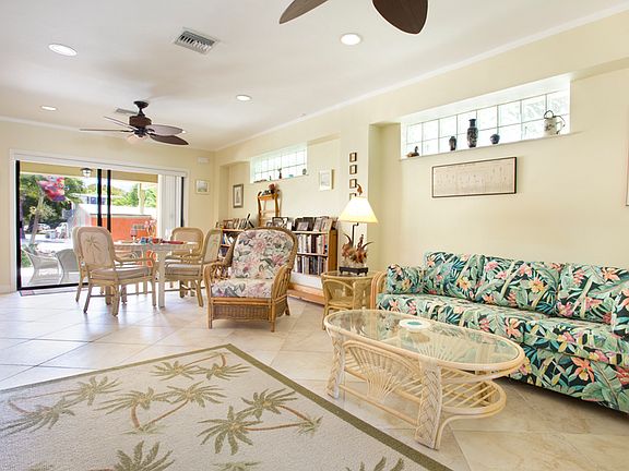 3rd image of 268 S Coconut Palm Blvd