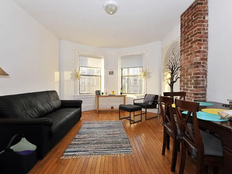 878 Huntington Ave #2 — Photo 2