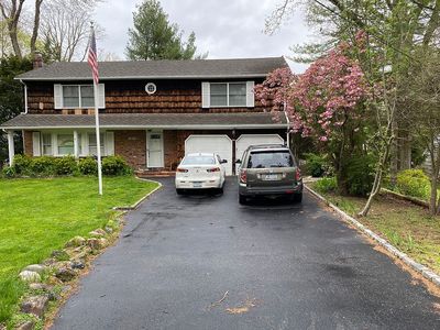 1 Hewlett Rd, Greenvale, NY, 11548