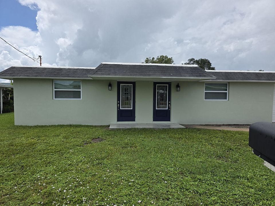 1st image of 1068 4th St #1