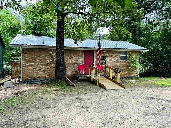4th image of 267 Washington Dr