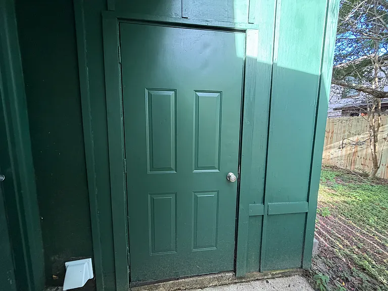 2107 Langley Ave — Photo 15