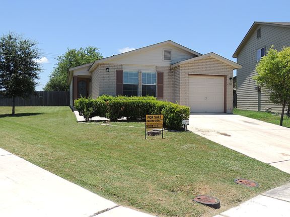 2nd image of 4519 Waldon Pond